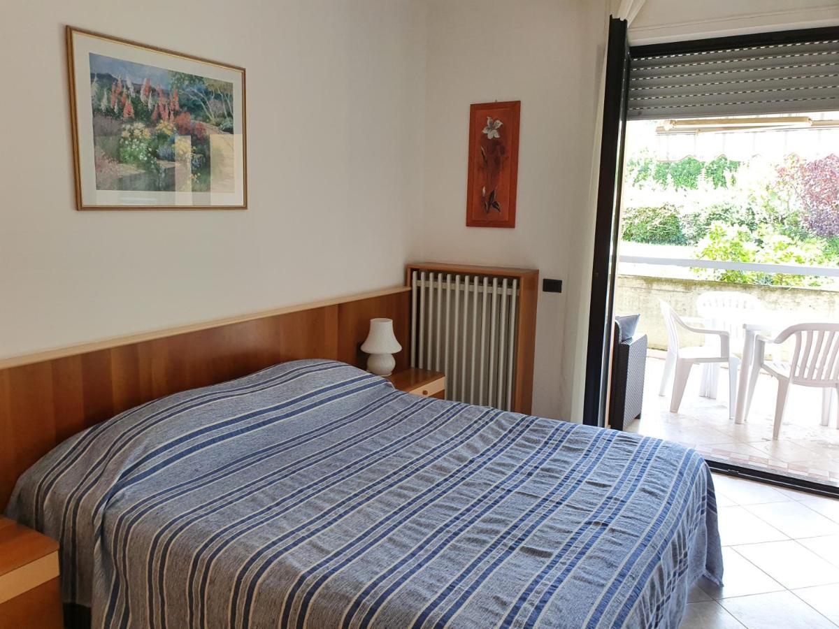 Lago Residence Десенцано дел Гарда Екстериор снимка
