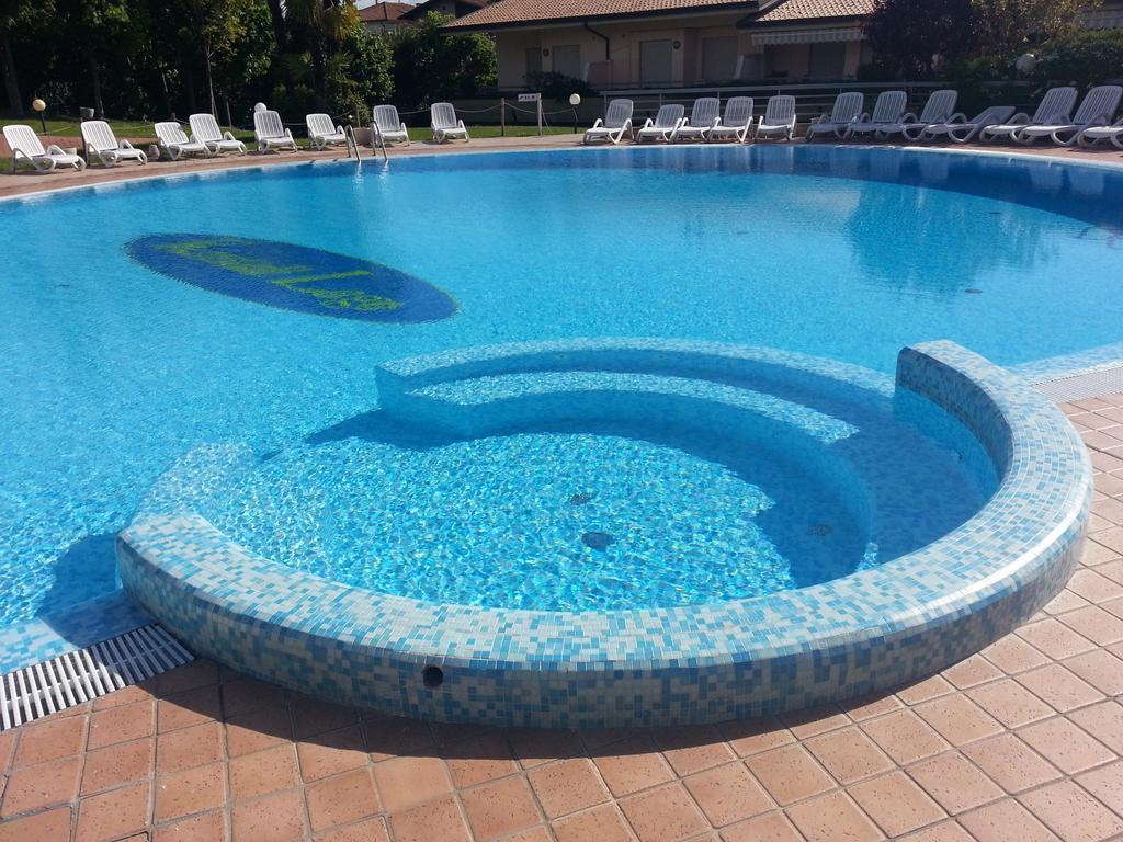 Lago Residence Десенцано дел Гарда Екстериор снимка
